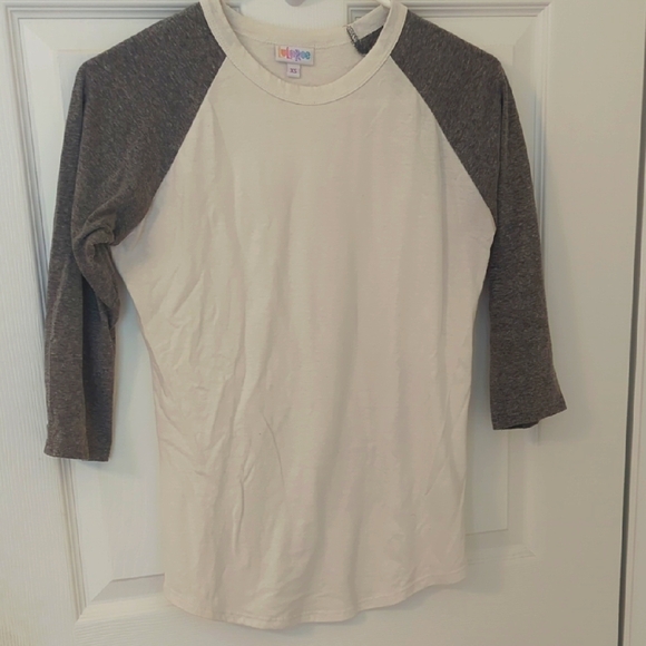 LuLaRoe Randy - Picture 1 of 3